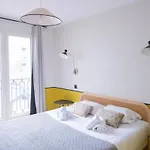 Lägenhet Recently Renovated 3bd Next To Invalides *