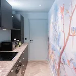 Lägenhet Recently Renovated 3bd Next To Invalides *