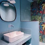 Recently Renovated 3bd Next To Invalides *