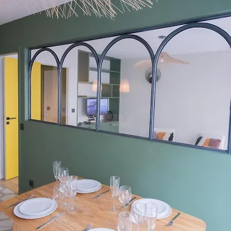 Recently Renovated 3bd Next To Invalides
