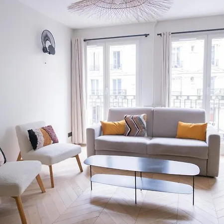 Recently Renovated 3bd Next To Invalides