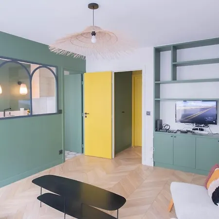 Recently Renovated 3bd Next To Invalides