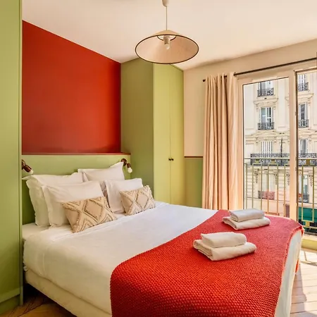 Recently Renovated 3bd Next To Invalides דירה