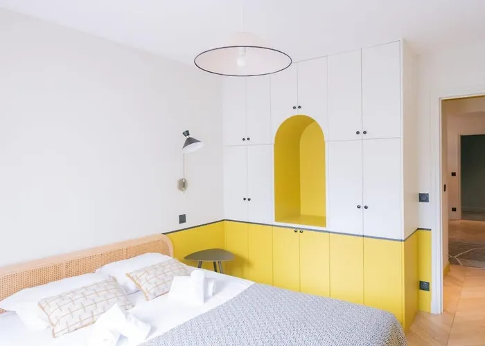 Recently Renovated 3bd Next To Invalides * París